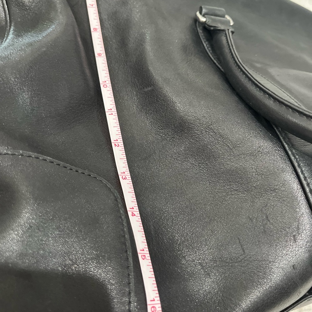 Large Coach Black Leather Voyager Duffle Bag - Internal Pockets, Great Condition - Picture 12 of 12